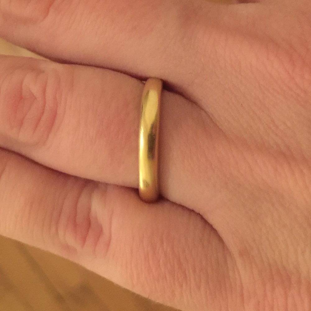 Wolf Circus size 7 Emeile ring in gold